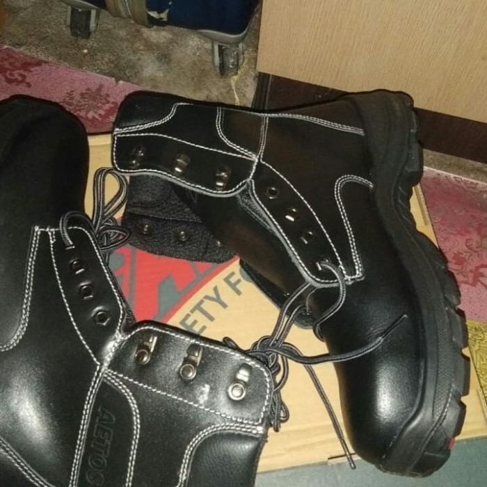 safety shoes aetos