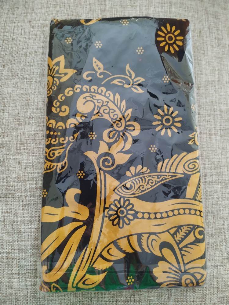 Kain Batik Solo (grounding) Motif Keris Warna Coklat