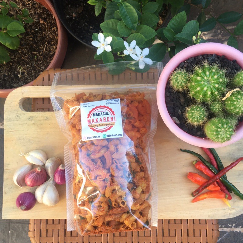 

Makaroni Bantet Goreng Daun Jeruk Kiloan (1000g) Rasa Original