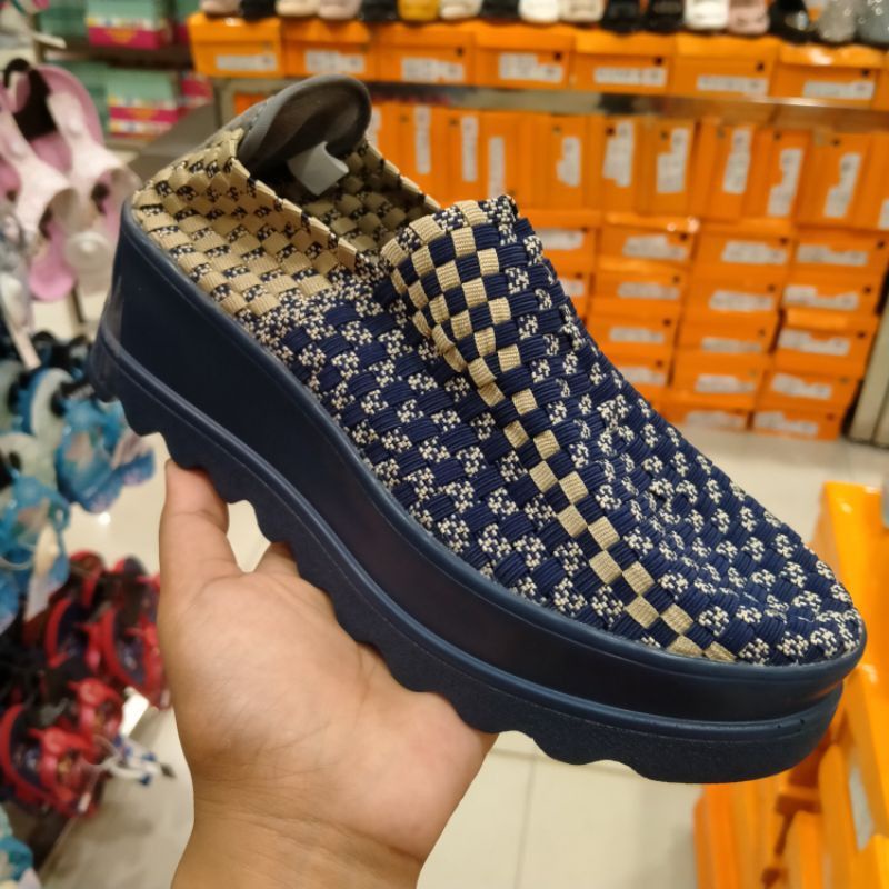 sepatu rajut wanita ST MORITZ original