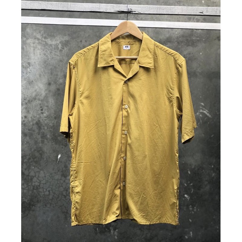 UNIQLO Open Collar Bowling Shirt Yellow