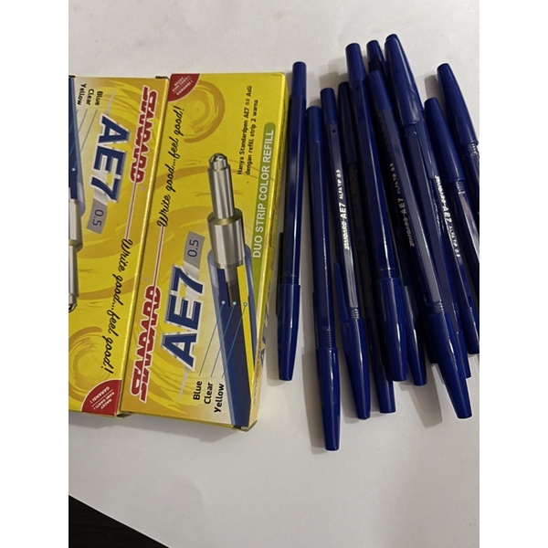 

pulpen standard AE7 hitam atau biru satu lusin