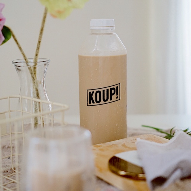

Kopi Susu Camelia 500ml (Caramel salted istimewa) / Kopi Koup