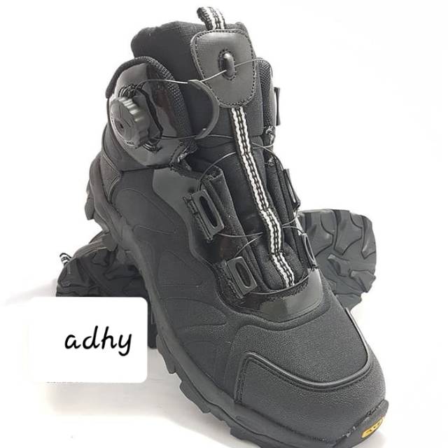 Sepatu Tactical Outdoor Esdy