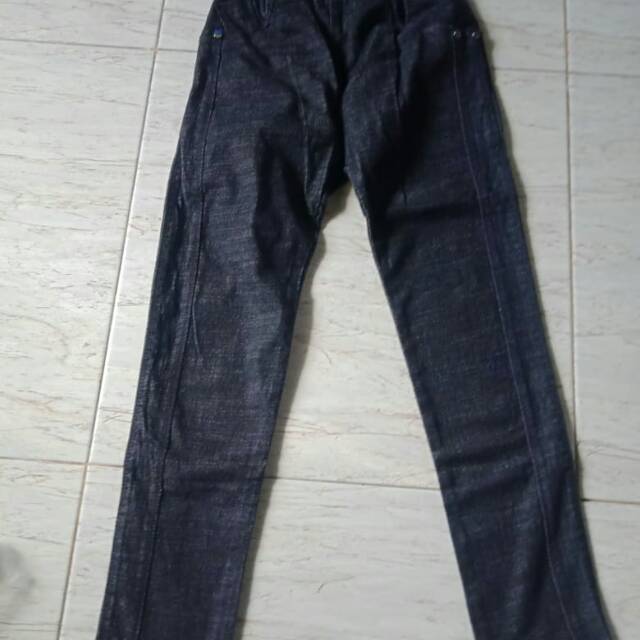Celana anak levis hitam