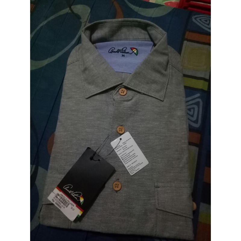 Kemeja Arnold Palmer Lengan Pendek Size M Atau 15.5 Reguler Fit Europe Size Abu Muda Kantong Dua