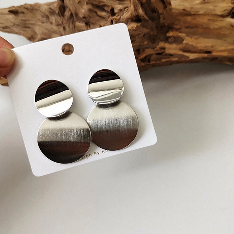 Anting Tusuk Bentuk Bulat Desain Geometri Simple Gaya Korea untuk Wanita