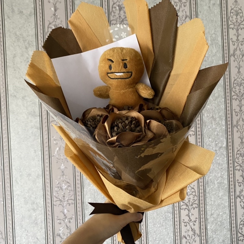 [READY SIAP KIRIM] Buket Wisuda Bunga Boneka BTS Shooky Spongebob Pekanbaru / Korean Doll Bouquet Fl
