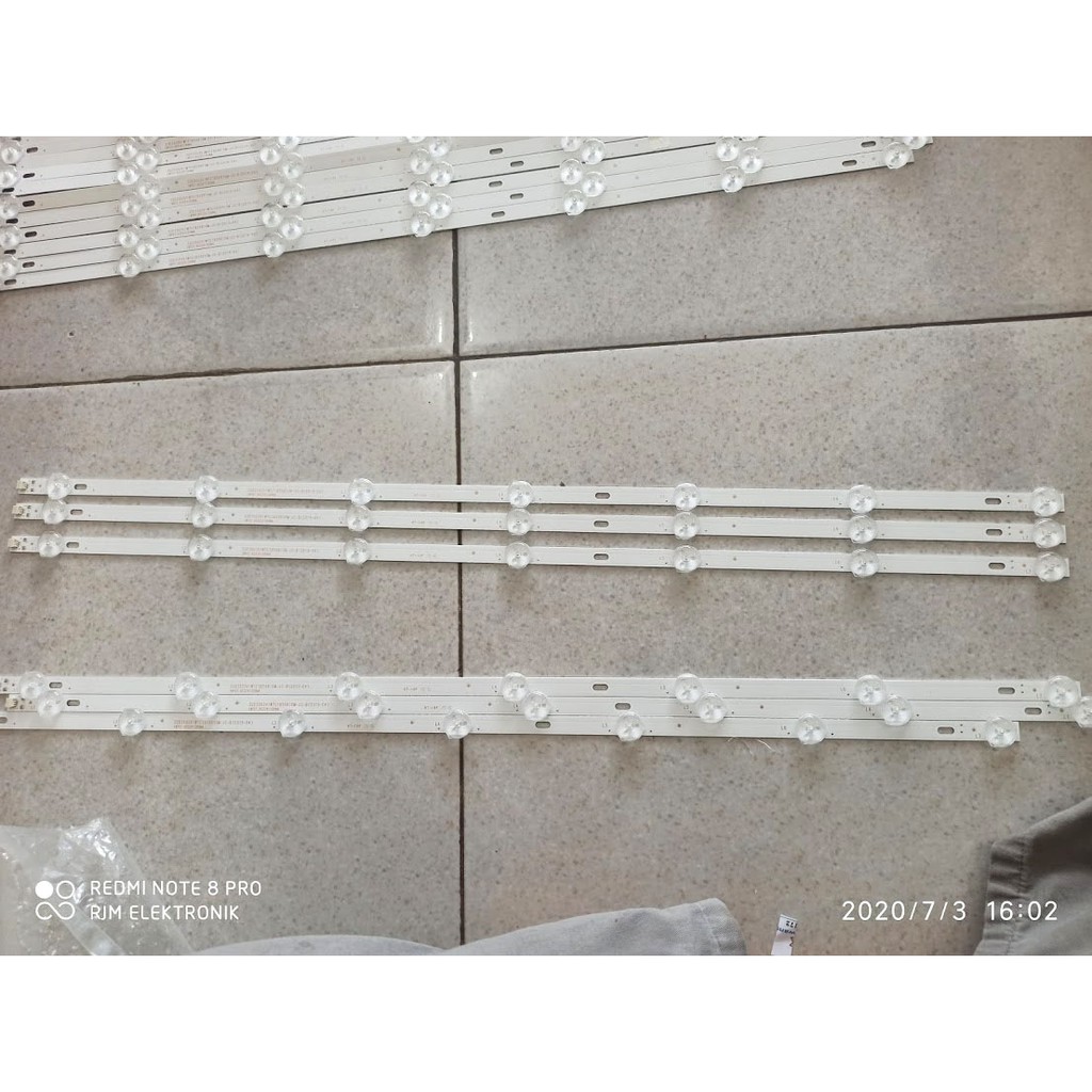 Lampu LED tv universal