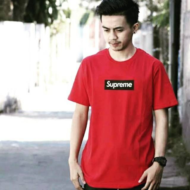  KAOS  DISTRO  SUPREME PAKAIAN PRIA TSHIRR DEUS  ATASAN NYAMAN 