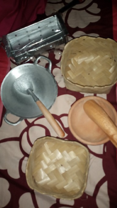 Dakontasik - Pipiti Besek Anyaman Bambu 11 X 11 X 4 Cm