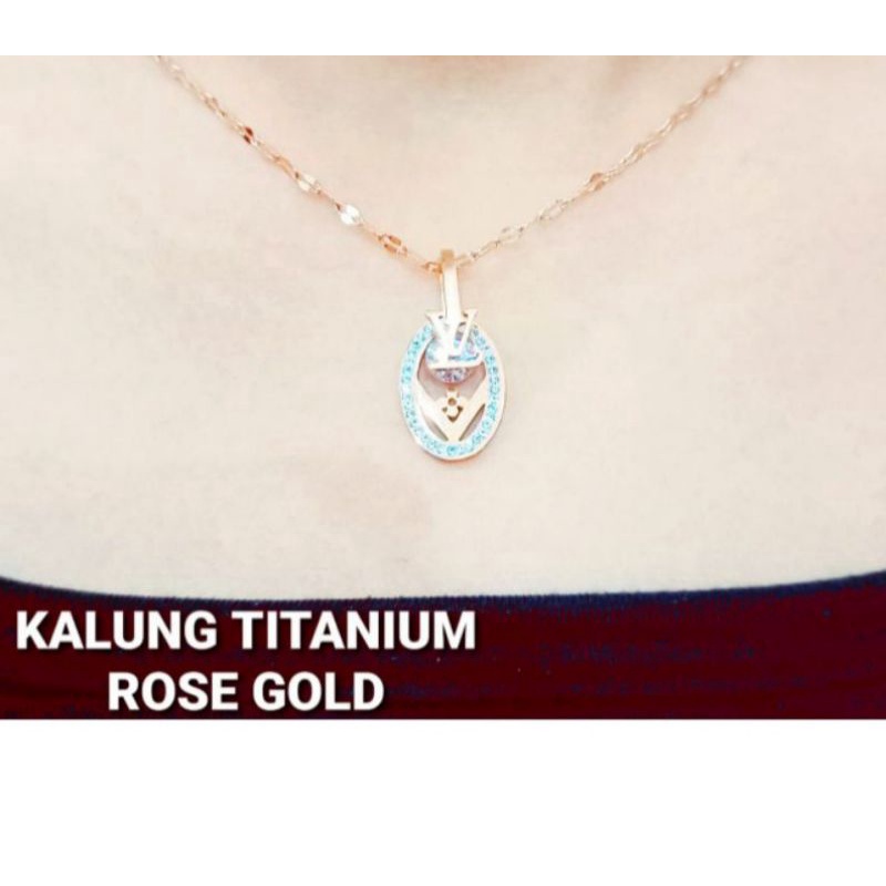 KALUNG TITANIUM WANITA 1 SET LIONTIN 3 WARNA ANGUN