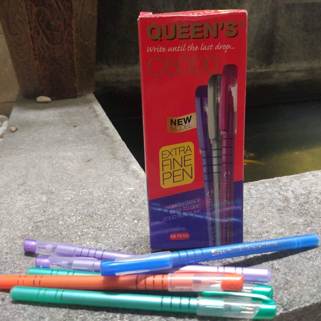 

Bolpoin Pulpen Queen's C-6000 Hitam
