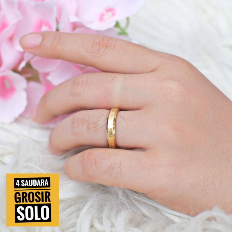 4s Grosir Solo || Cincin Titanium Polos Gold Harga Satuan Banyak Model (anti karat, luntur, hitam serta alergi 100% bahan full titanium) || Cincin xuping cincin dewasa bunga pink perhiasan lapis emas gold A156