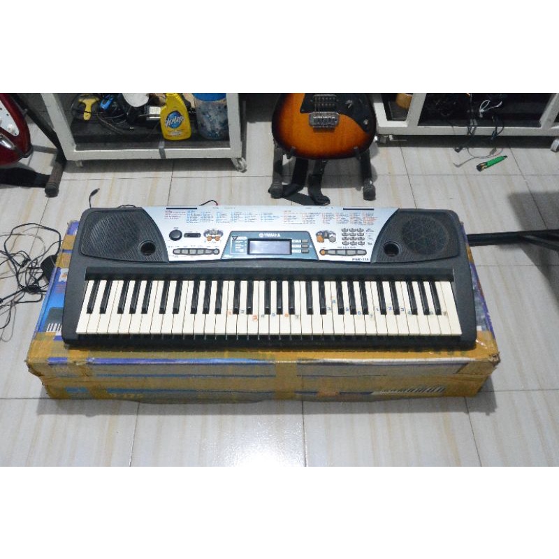 KEYBOARD YAMAHA PSR 175 DUSBOOK
