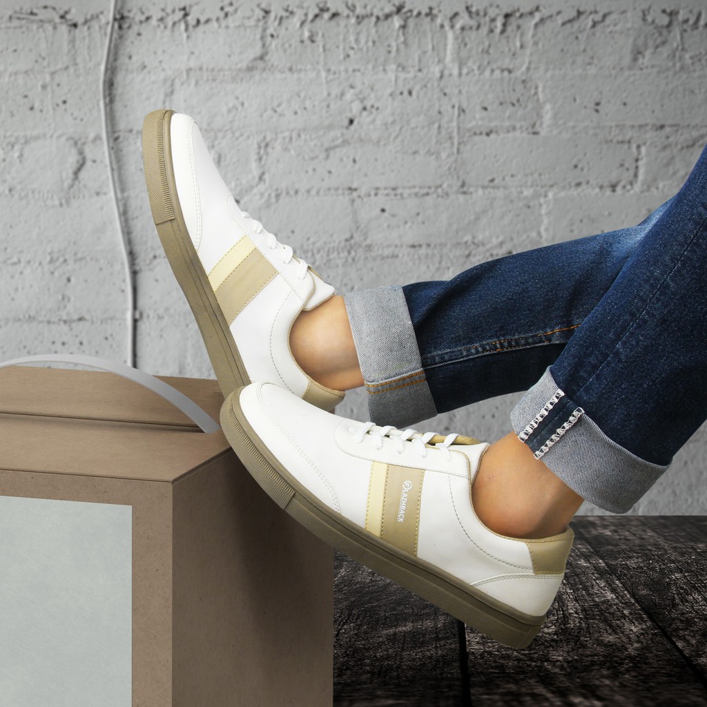 FLAZHBACK~Sepatu Sneaker Pria~Casual~Sepatu Kuliah~Sepatu original~Gudang Murah Sepatu Bandung