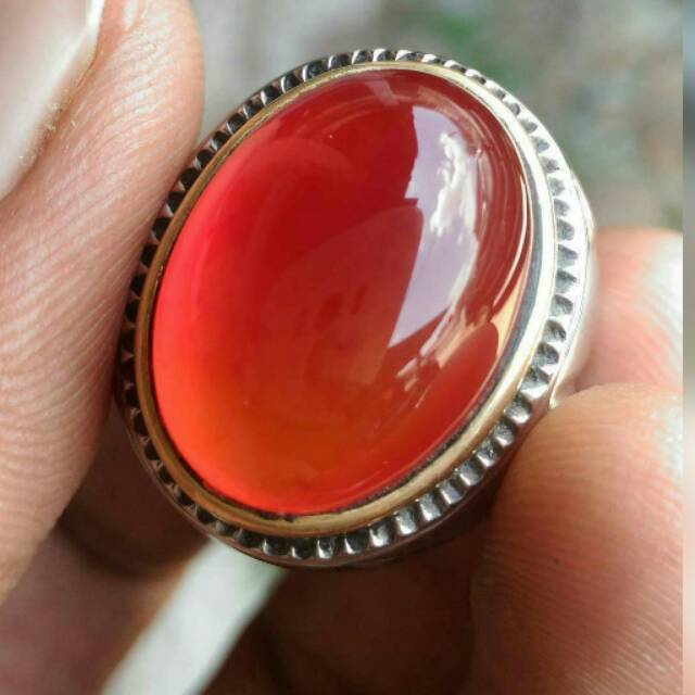 Cincin Cempaka Merah Aceh