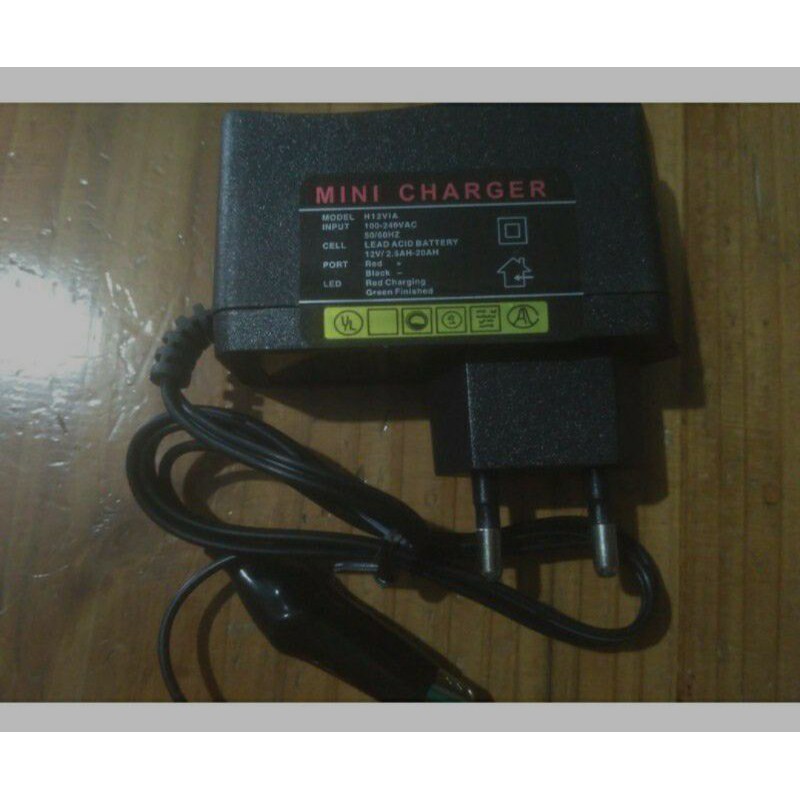 casan aki motor - charger aki motor 12 volt