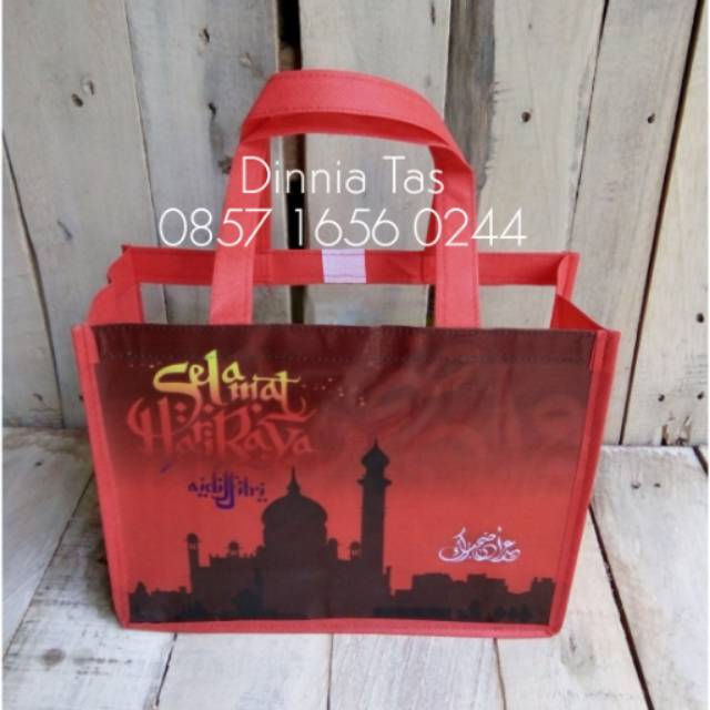 

Tas Idul Fitri Merah