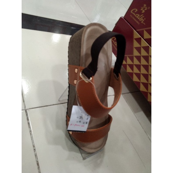 SAND WEDGES CALBI SLIP ON ORI