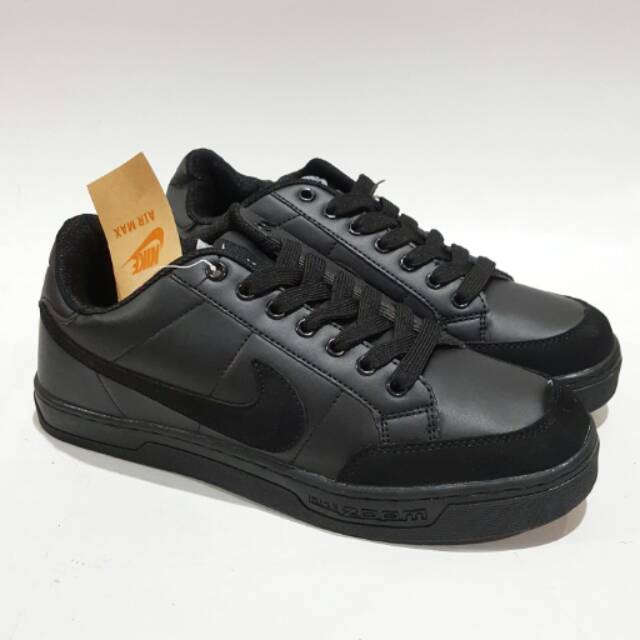 Sepatu Sekolah Nike Zoom Full Black