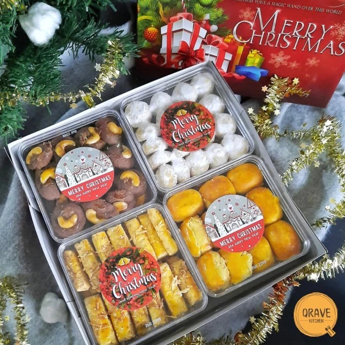 

Happiness Christmas Box / Kue Natal / Parcel Natal / Kue Kering Nastar