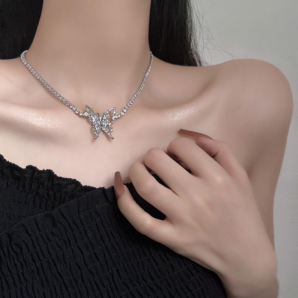 Needway Ungu Zirkon Kalung Perhiasan Aksesoris Kepribadian Vintage Kupu-Kupu Klavikula Rantai Hadiah Y2K Rings Alloy Kristal Gaya Korea Choker