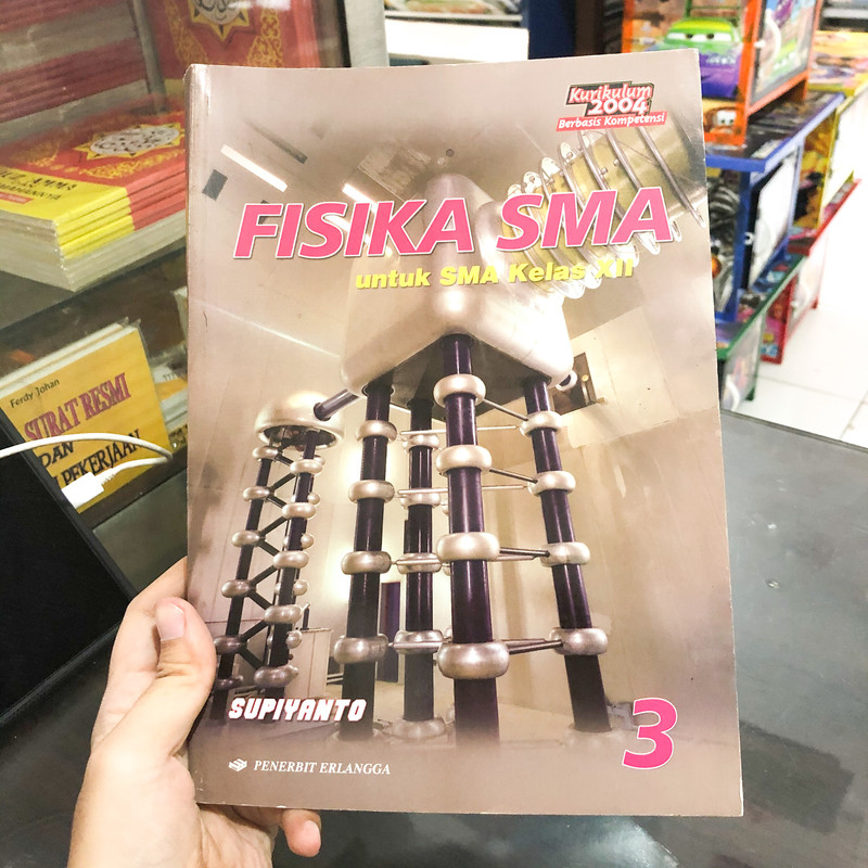 Buku Fisika SMA Kelas 12 (Buku Belajar)