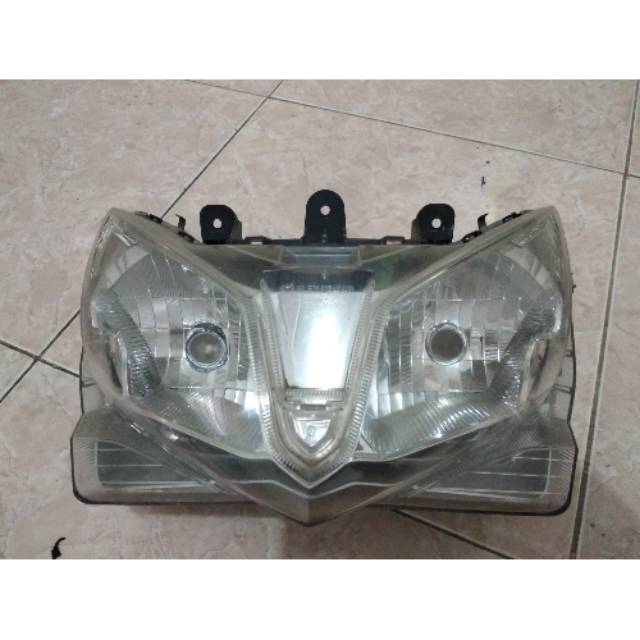 Headlamp Vario 125 Old