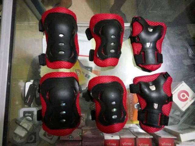 Decker Set untuk anak &amp; balita - pelindung lutut &amp; siku knee protector pad - kneepad Dekker - Deker