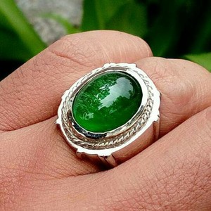 Cincin Natural Zamrud Kalimantan Dengan Ring Tanam