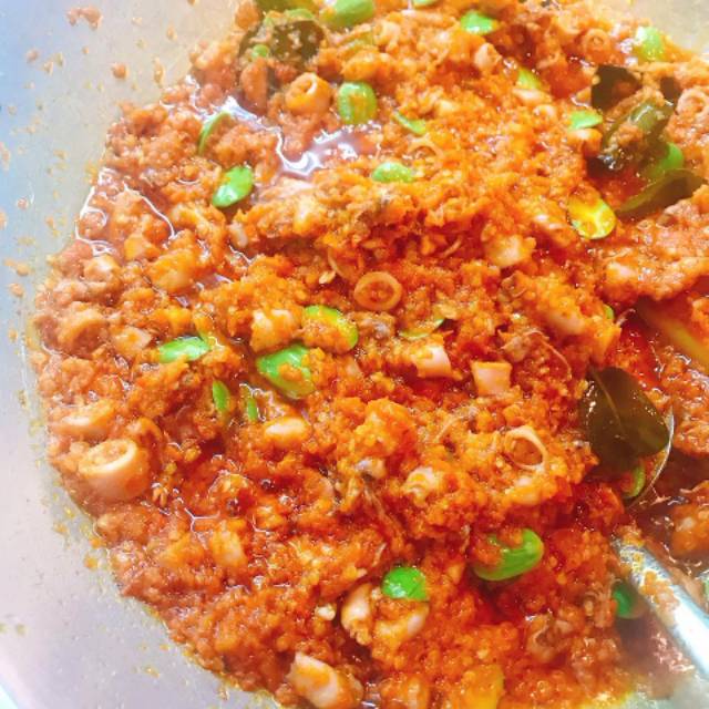 

Sambal cumi pete