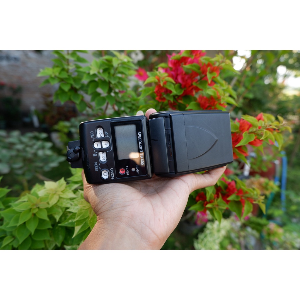 Nikon Speedlight SB600