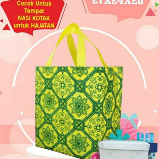 

Tas spunbond goodybag tas kotak nasi ukuran 27 24 20 motif tas hajatan murah