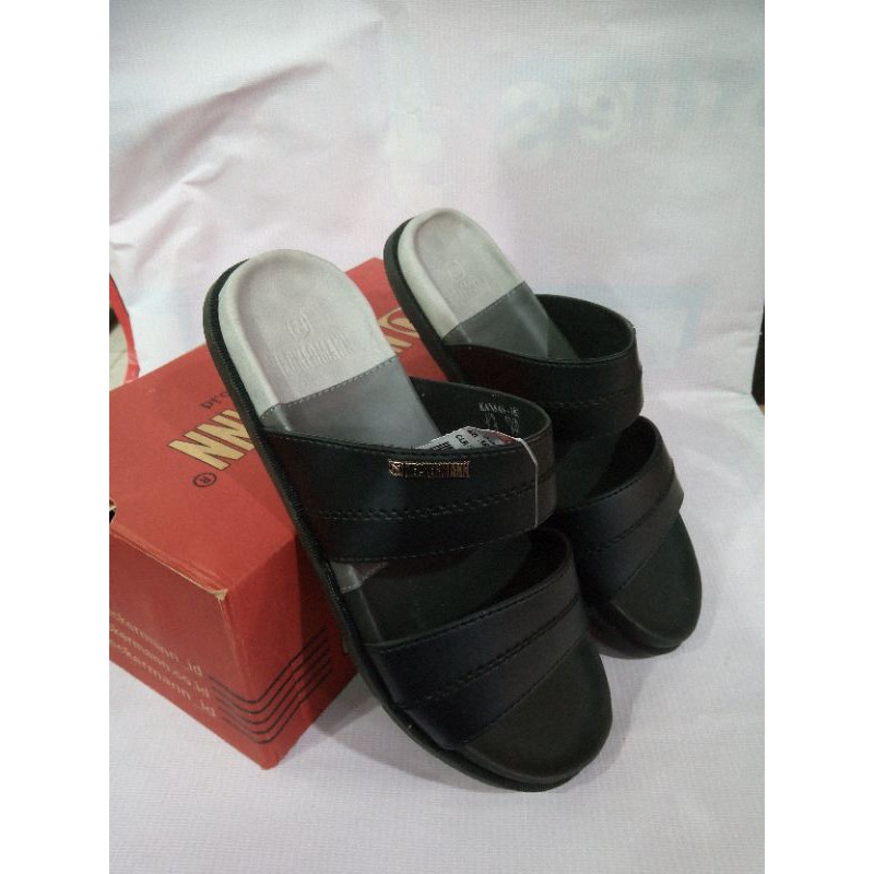 sandal Neckerman casual pria hitam kansas 102 38/43