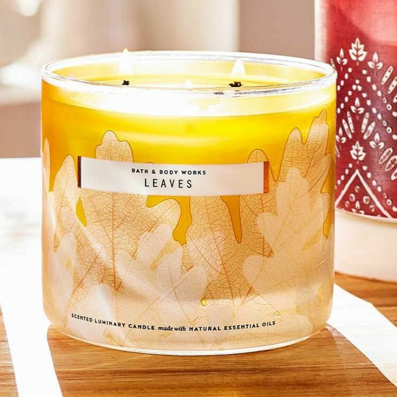 BATH &amp; BODY WORKS BBW LEAVES 3-WICK SCENTED CANDLE 411 G LILIN WANGI 3 SUMBU UKURAN BESAR PENGHARUM RUANGAN