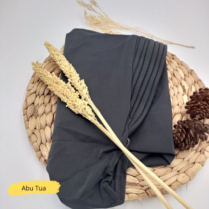 Bergo Sport Pendek Bahan Jersey / Hijab Olahraga Olah Raga Anak dan Dewasa / Jilbab Premium Murah Viral AS DIANDRA-Putih