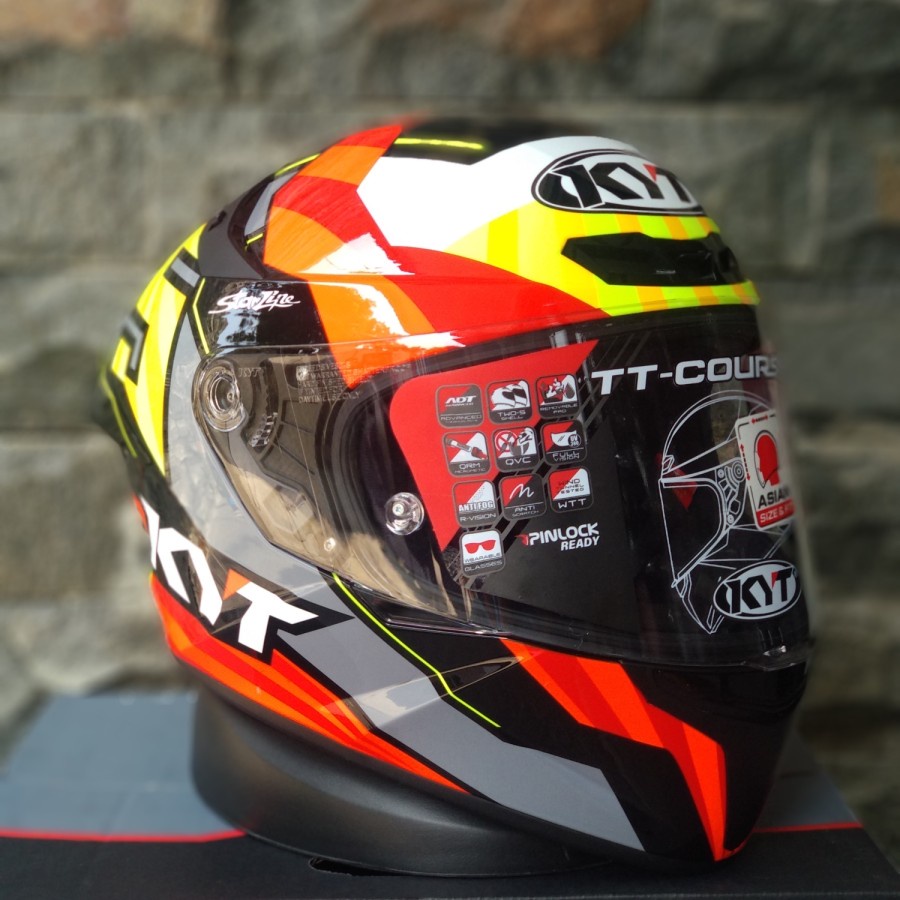 HELM KYT TT COURSE JAUME MASIA 2019