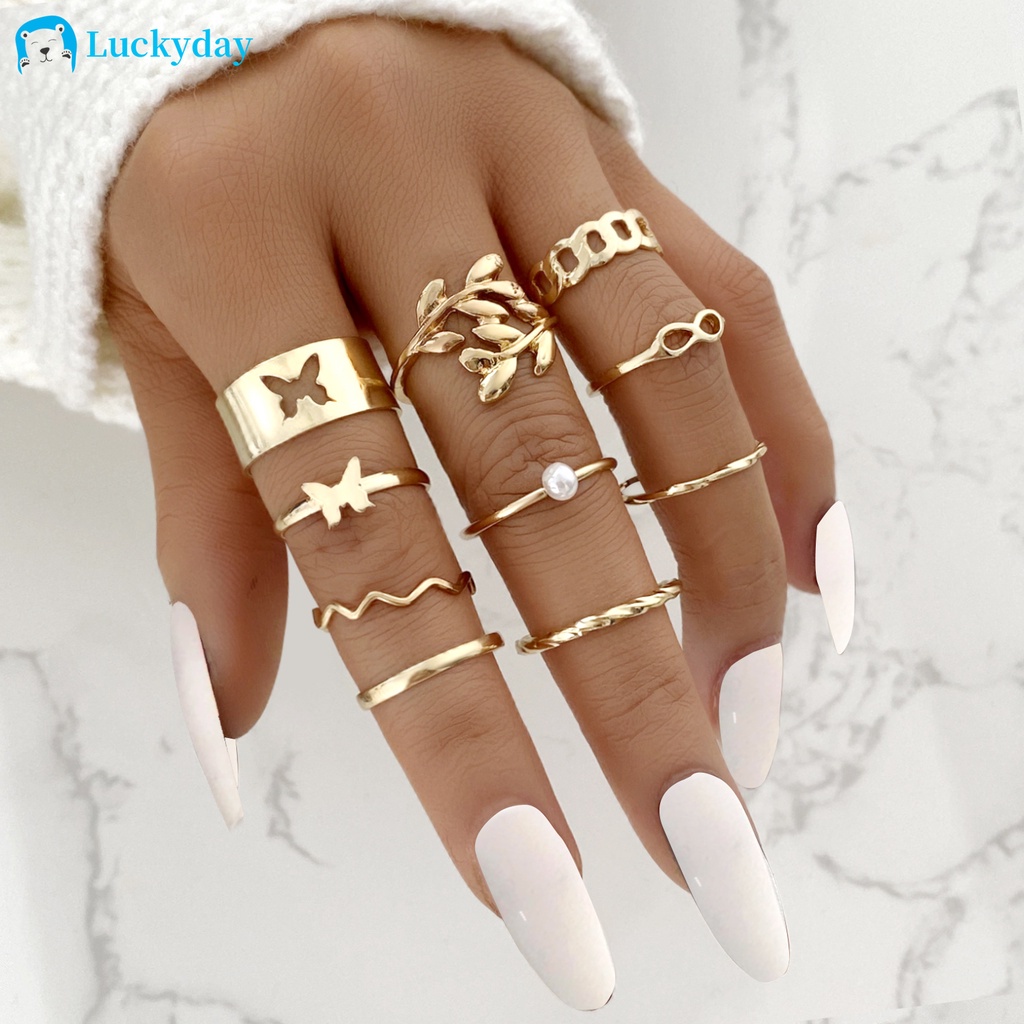 YEEZII 10pcs / Set Cincin Model Terbuka Desain Kupu-Kupu Daun Asimetris Hollow Warna Emas Dapat Disesuaikan Untuk Wanita