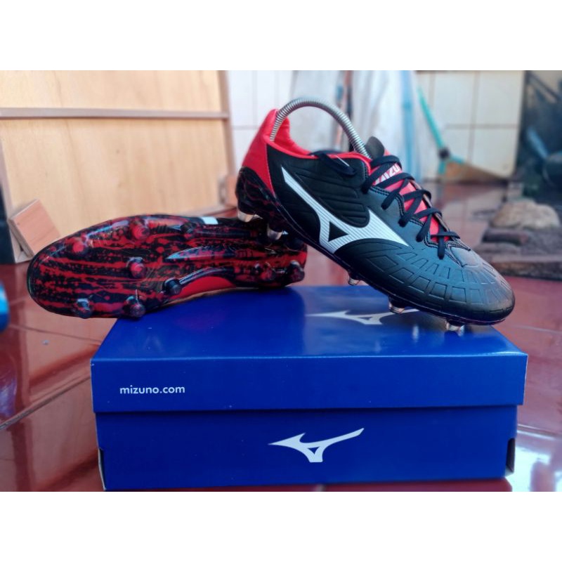 TERBARU SEPATU BOLA MIZUNO REBULA MURAH BERKUALITAS BONUS KOSKAKI
