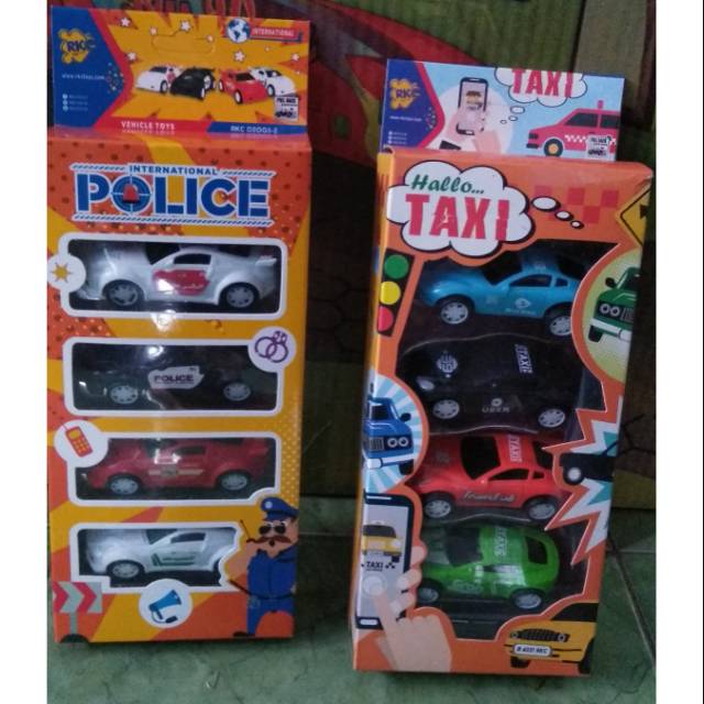 Mainan mobil mobilan polisi dan taxi