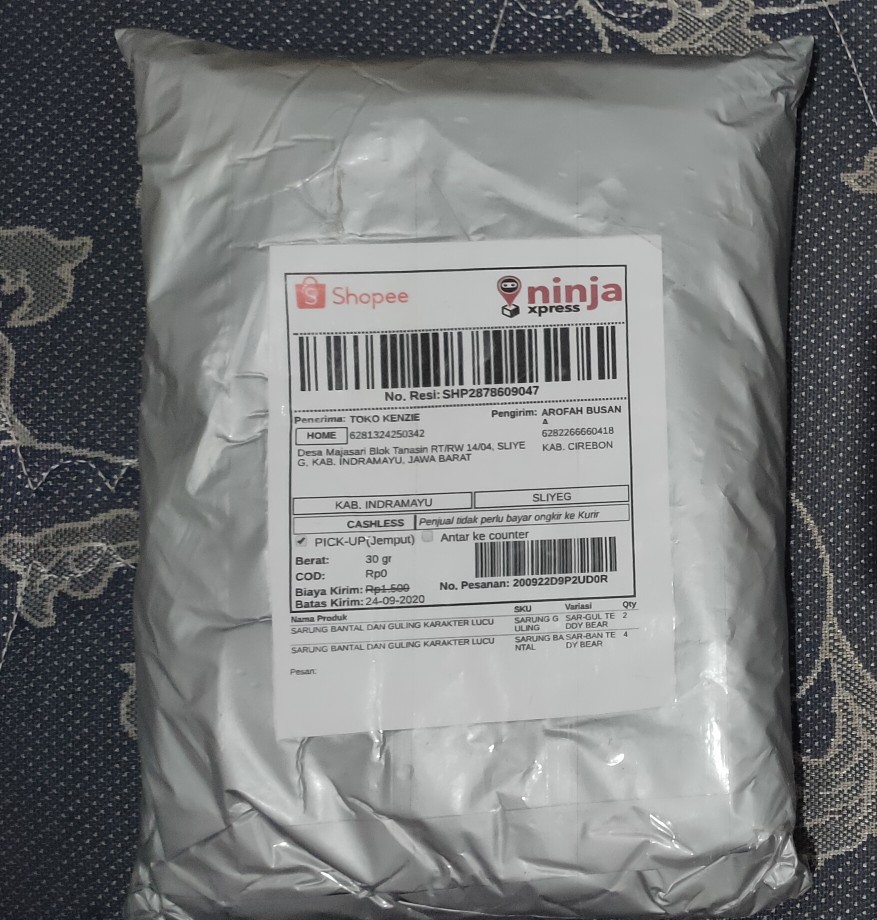 Sarung Bantal Dan Guling Karakter Lucu