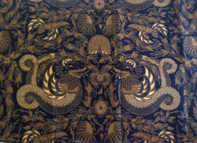 Kain Jarik Batik Solo Motif Sogan Naga Mlungker (sisik Leher Coklat)
