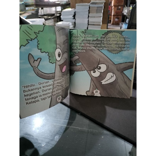 buku seri dongeng negri buah bilingual full colour (19x19cm)