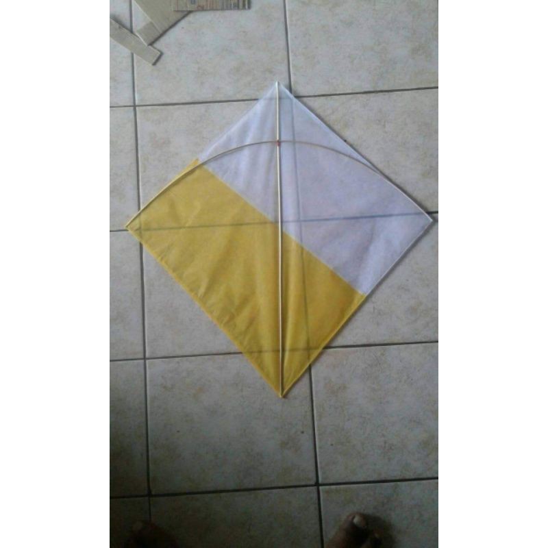 bahan kertas minyak layangan 2 warna