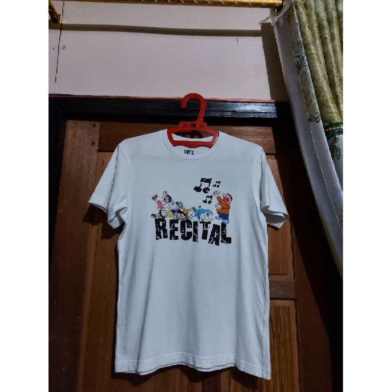 Kaos UNIQLO DORAEMON