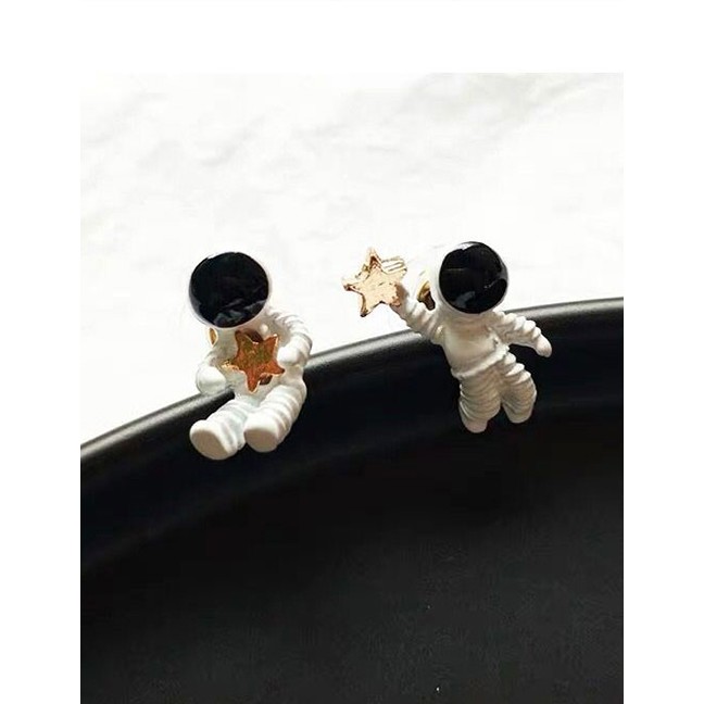 LRC Anting Tusuk Fashion White 925 Silver And Silver Needle Astronaut Earrings A58736