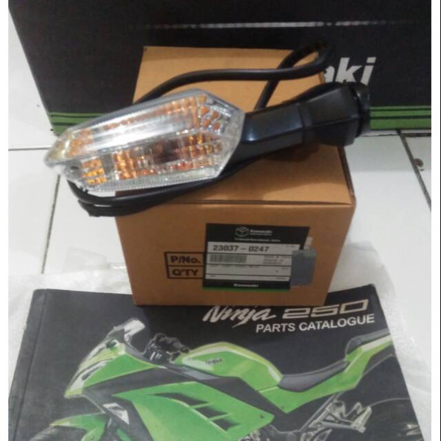 Lampu sen sein belakang kiri ninja 250fi Z250