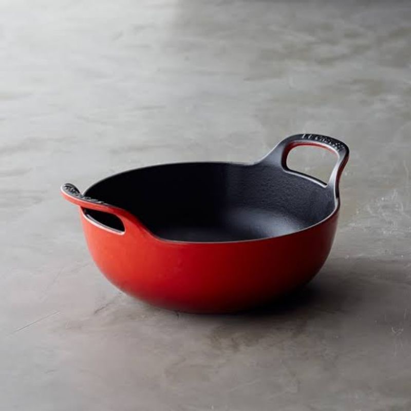 Le creuset wok/Balti 24cm/wajan besi