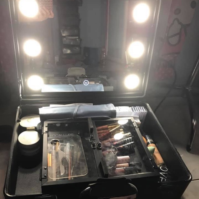 Preloved beauty case